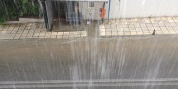 Γερά μπουρίνια αναστάτωσαν τη Θεσσαλονίκη