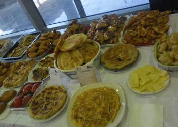 Ποντίων... Γεύσεις μετά τα μαθήματα ποντιακής διαλέκτου στη Δράμα! (φωτο)