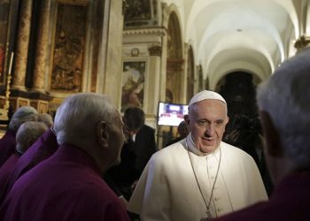 Πάπας: Υπεύθυνες για τις γενοκτονίες του 20ού αιώνα οι μεγάλες δυνάμεις