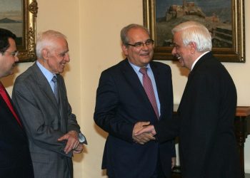 Παυλόπουλος υπέρ των ακινήτων και κατά του ΕΝΦΙΑ