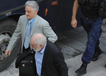 Την ενοχή Σμπώκου και Κάντα ζητά η εισαγγελέας για τα εξοπλιστικά