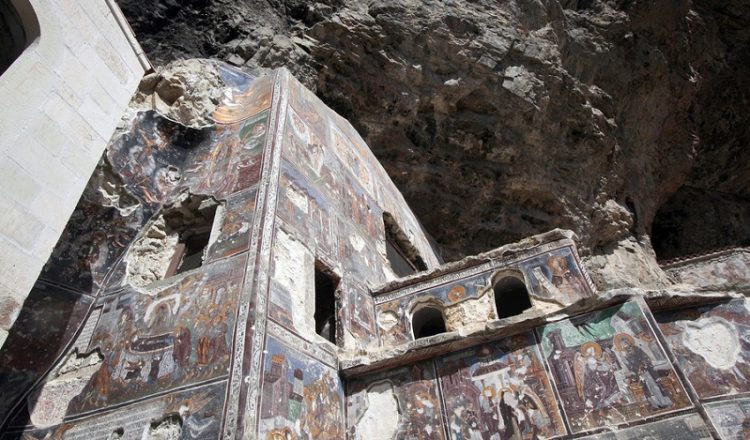 Στον Πόντο και την Παναγία Σουμελά η εκπομπή της Μαρίας Εκμεκτσίογλου (βίντεο)