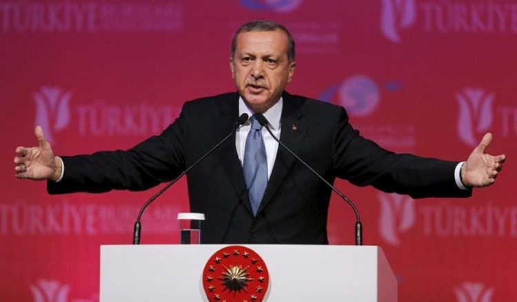 Ερντογάν: Η Άγκυρα δεν θα επιτρέψει στους Κούρδους να καταλάβουν τη βόρεια Συρία
