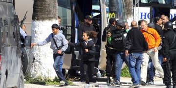 Πολύνεκρη τρομοκρατική επίθεση σε ξενοδοχεία της Τυνησίας
