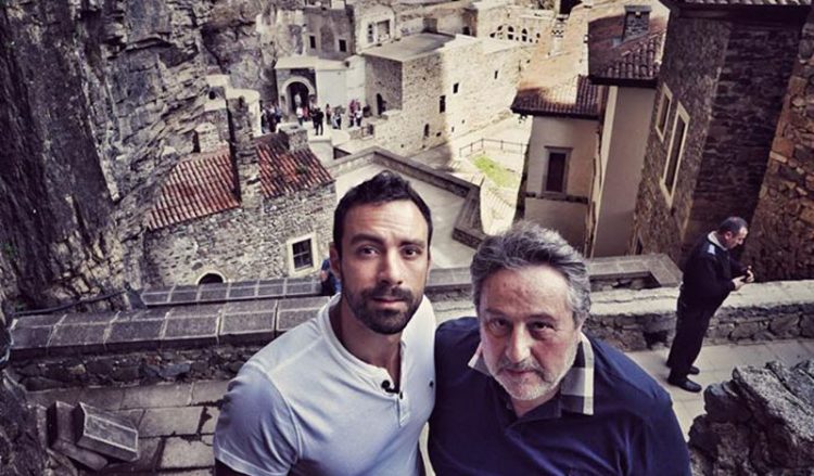 Κατασυγκίνησε το World Party με την επίσκεψη στον Πόντο και την Παναγία Σουμελά (βίντεο)