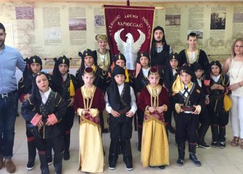 Σε χριστουγεννιάτικο κλίμα μπήκε η Εύξεινος Λέσχη Χαρίεσσας (φωτο)