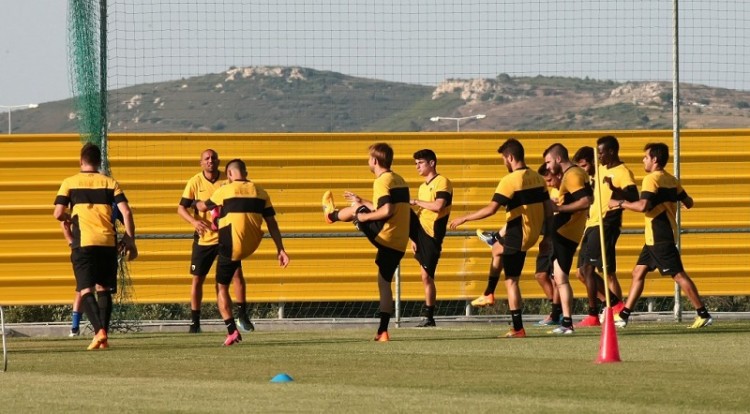 Αναχώρησε για την Πολωνία η αποστολή  της ΑΕΚ