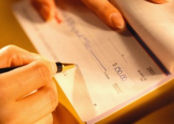 Θα σκάσει βόμβα αν δεν δοθεί παράταση για τις επιταγές που έληξαν