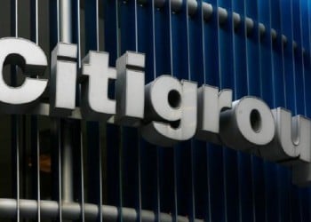 Citigroup: Απαραίτητο κούρεμα 130 δισ. ευρώ στο ελληνικό χρέος