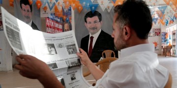 Τουρκία: Κυβέρνηση συνασπισμού σε 45 ημέρες ή εκλογές