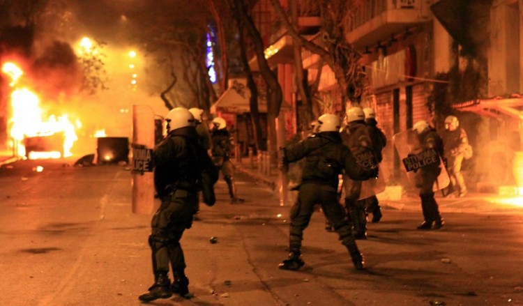 Επεισόδια με τέσσερις συλλήψεις στα Εξάρχεια