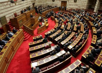 Парламент Греции обсудит пакет мер, важных в переговорах с кредиторами