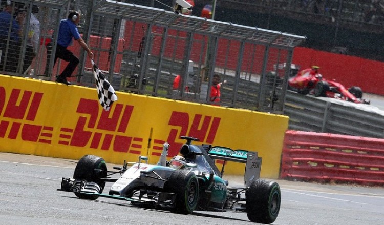 Formula 1: Πρώτος ο Χάμιλτον στο Σίλβερστοουν
