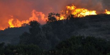 Φωτιά σε εξέλιξη στη Σαμοθράκη