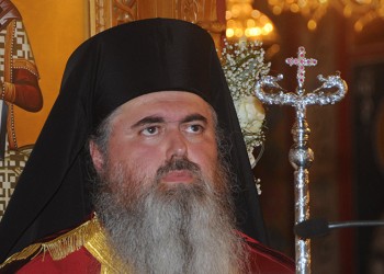 Ο Μητροπολίτης Ιουστίνος μιλά για το άστρο της Ελλάδας – Η συγκίνησή του με την προσφυγιά