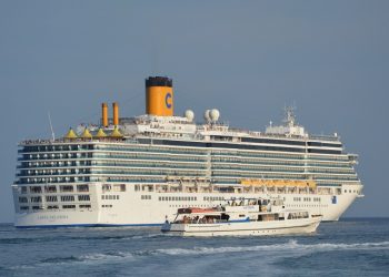 Более 2800 туристов из Кипра, Европы и Америки примет порт города Салоники