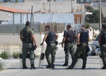 Πυροβολισμοί στο Ζεφύρι με τραυματίες