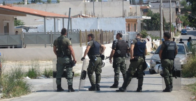 Πυροβολισμοί στο Ζεφύρι με τραυματίες