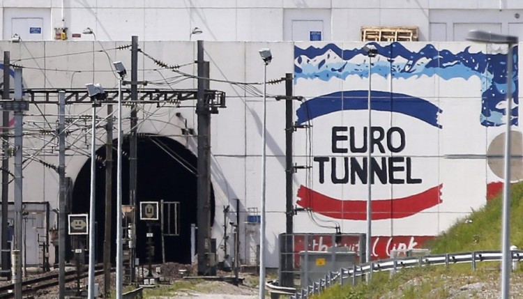 Η Ελλάδα δέχτηκε τους μισούς μετανάστες της ΕΕ τον Ιούλιο