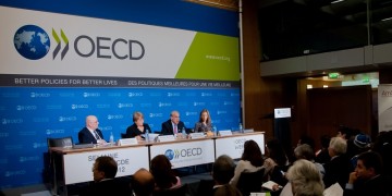 ΟΟΣΑ: Δεν υπάρχει ακόμα διεθνής συμφωνία για τη φορολόγηση των κολοσσών του διαδικτύου