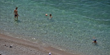 Πού θα βρείτε κλιματιζόμενους χώρους σε Αττική και Θεσσαλονίκη