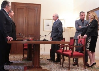 Το κοινό ανακοινωθέν των πολιτικών αρχηγών – πλην ΚΚΕ