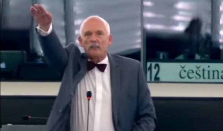 Συγνώμη από την Πολωνία για τον ναζιστικό χαιρετισμό ευρωβουλευτή (βίντεο)