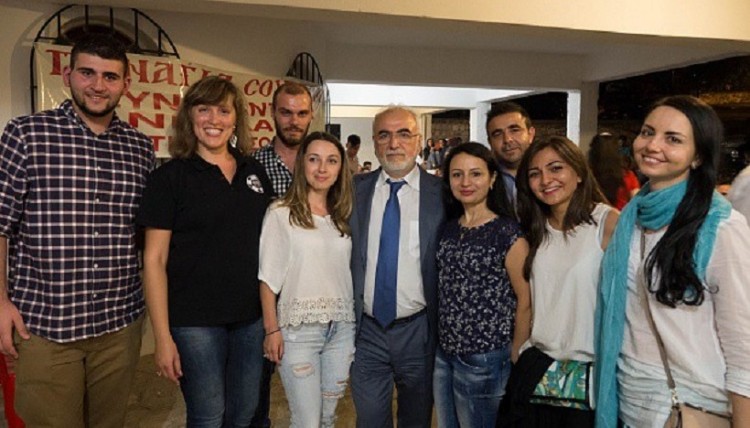 Греческая молодежь постсоветского пространства на Встрече в Панагия Сумела