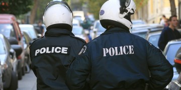 Συνελήφθη άνδρας που παρίστανε τον εισαγγελέα και εξαπατούσε πολίτες