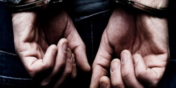Συνελήφθησαν οι δύο από τους αλλοδαπούς που απέδρασαν από τη Διεύθυνση Μεταγωγών