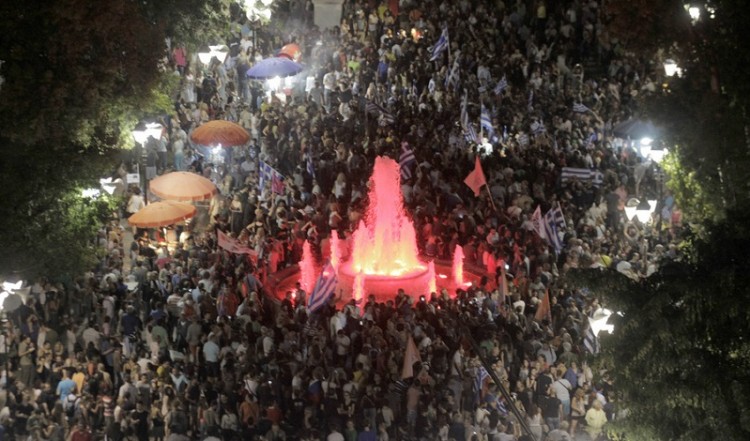 Δημοψήφισμα 2015: 61% το «όχι» στο 60% της Επικράτειας