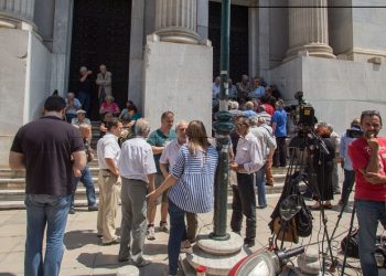 Απίστευτη ταλαιπωρία των συνταξιούχων για 120 ευρώ