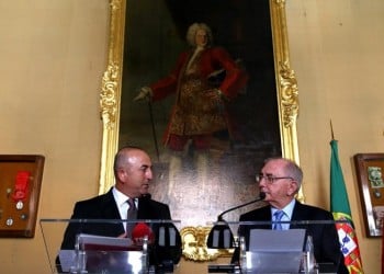Τσαβούσογλου: Ας με συγχωρέσουν οι Έλληνες φίλοι μας που λέω ακόμη «Μακεδονία»