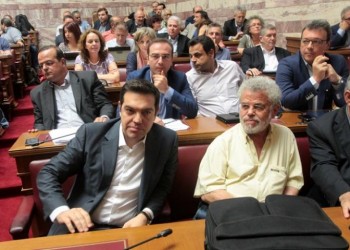 Премьер Греции: или все вместе сегодня, или завтра падет правительство «левых»