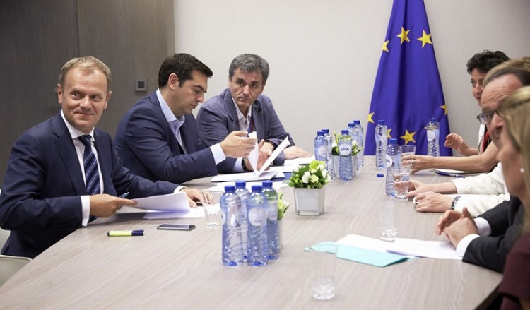 Σύνοδος Κορυφής: Μαραθώνιες διαβουλεύσεις