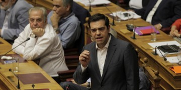 Парламент Греции рассматривает законопроект по переговорам с Западом