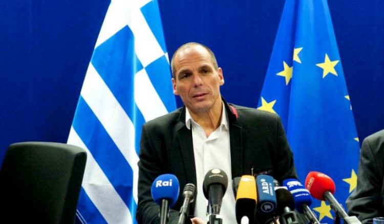 Βαρουφάκης: Η Ευρώπη δεν θα αφεθεί σε παράλληλα νομίσματα