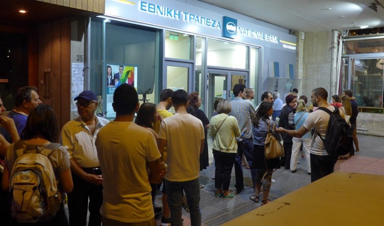 Συνεχίζεται σήμερα η πληρωμή των συντάξεων