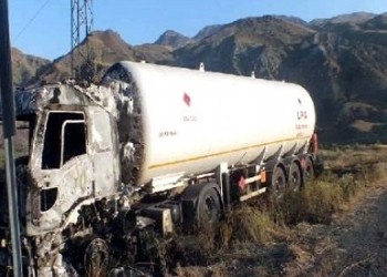 Πυρπόληση οχημάτων από αντάρτες του PKK στο Αρνταχάν