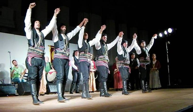 Πώς και ποια τμήματα λειτουργούν στην Ένωση Ποντίων Καλαμαριάς