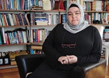 Τουρκία: Γυναίκα με ισλαμική μαντίλα διορίστηκε υπηρεσιακή υπουργός
