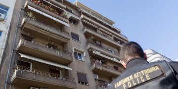 Σύλληψη 32χρονου για ανάρτηση πορνογραφικού υλικού της ανήλικης πρώην φίλης του