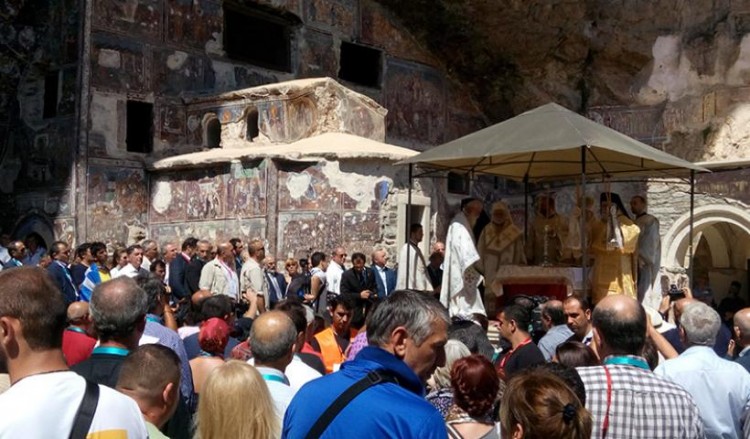 И в следующем году в Понте: завершилась литургия в Панагия Сумела