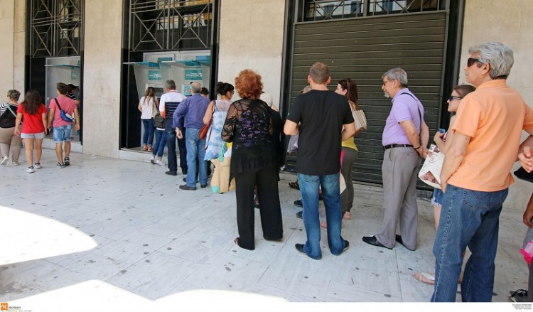 Οι προϋποθέσεις και τα ποσά για τις νέες συντάξεις χηρείας