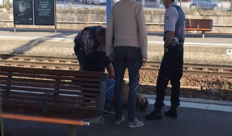 Επίθεση ενόπλου εναντίον επιβατών σε γαλλικό τρένο