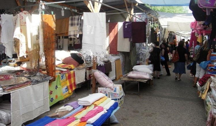 Το έθιμο της Γουρουνοπούλας στην Εμποροπανήγυρη της Θήβας