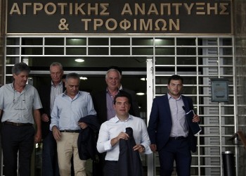 Δέσμη μέτρων για τους αγρότες από τον Τσίπρα
