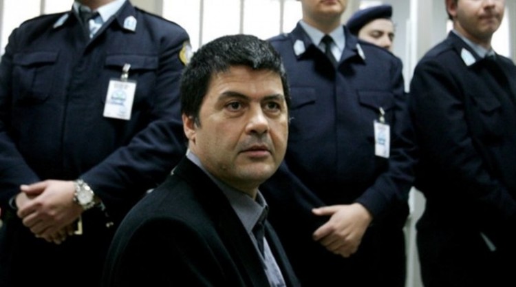 Φωτιά στο κελί του έβαλε ο Χριστόδουλος Ξηρός