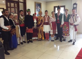 Τα κατορθώματα των θρυλικών Ακριτών ζωντάνεψαν μέσα από ποντιακά τραγούδια