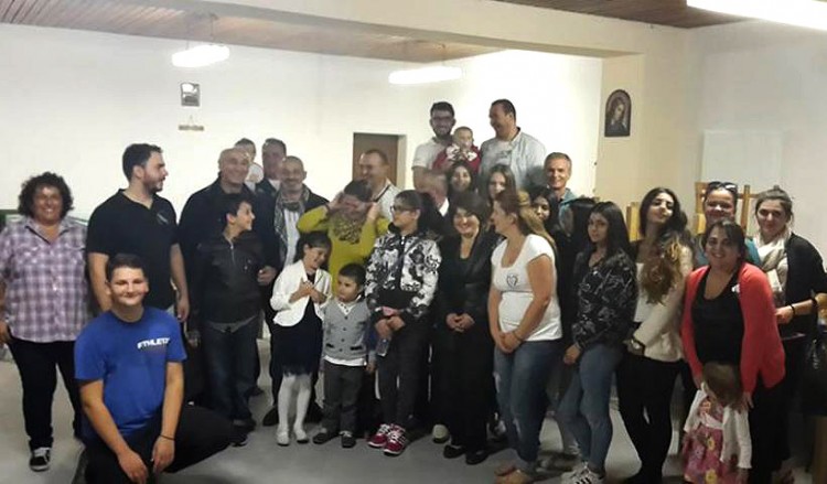 Είμαστε όλοι πρόσφυγες! Η βοήθεια του Συλλόγου Ποντίων Άουγκσμπουργκ για του Σύρους πρόσφυγες